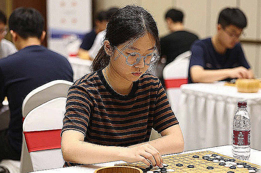 Cờ vua 2026: Nước cờ không cần tiếng hét