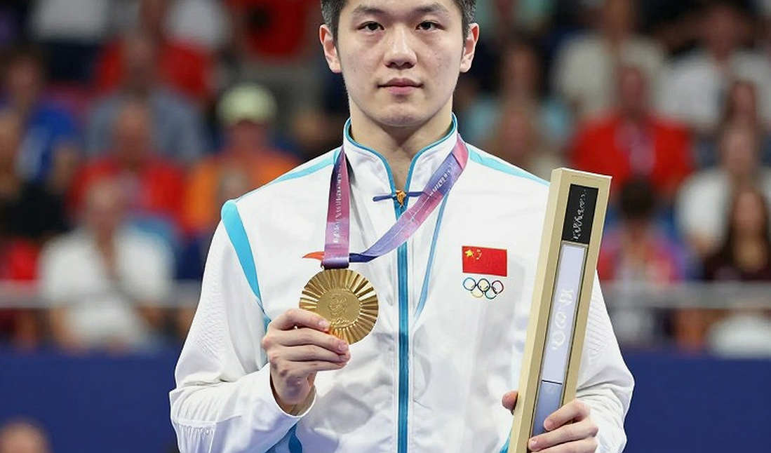 Báo cáo bóng bàn chín phần, không một cú giao bóng nào