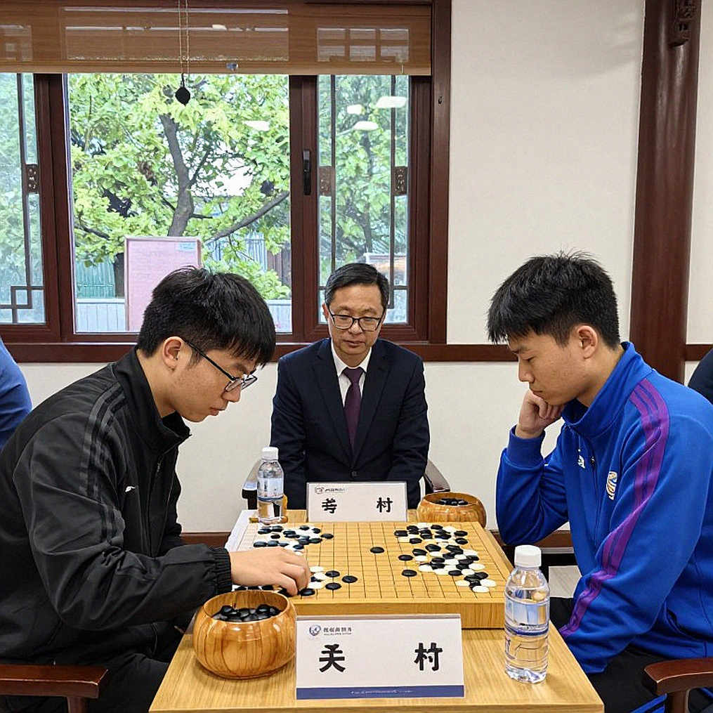 Chess and the Data Problem: When an Empty Analysis Table Still Produces a Legend