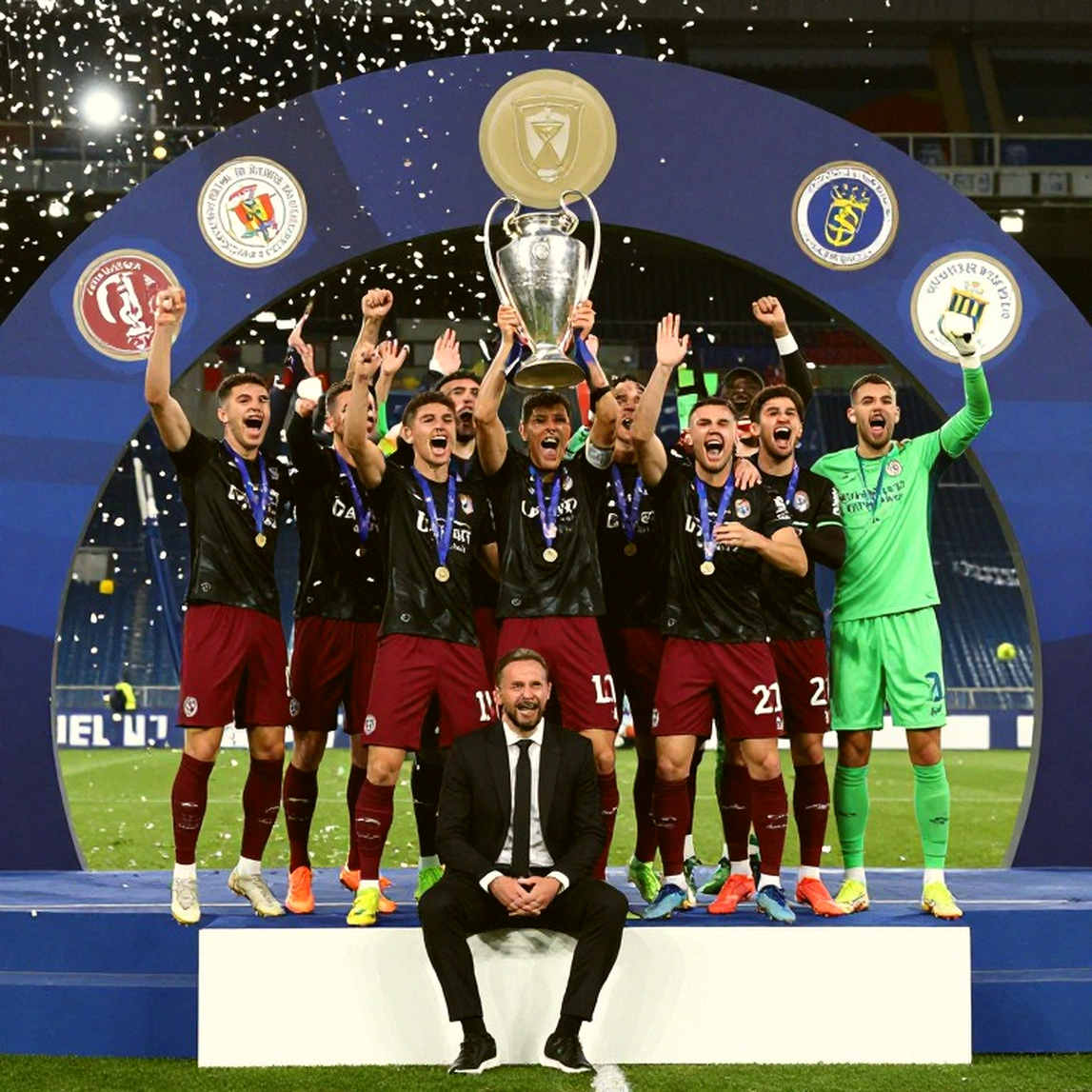 Việt Nam vô địch ASEAN Cup 2026: Nguyễn Xuân Son lấp một lỗ hổng, không xây một hệ thống