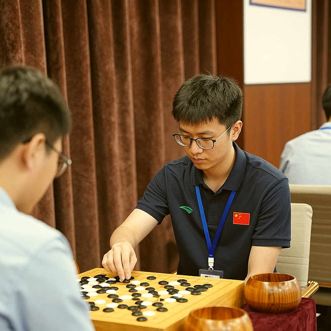 Prague Chess Festival 2026 và 27 ván cờ ngắn: ChessBase Magazine #225 chọn mật độ thông tin thay vì độ dài Prague Chess Festival 2026 và 27 ván cờ ngắn: ChessBase Magazine #225 chọn mật độ thông tin thay vì độ dài