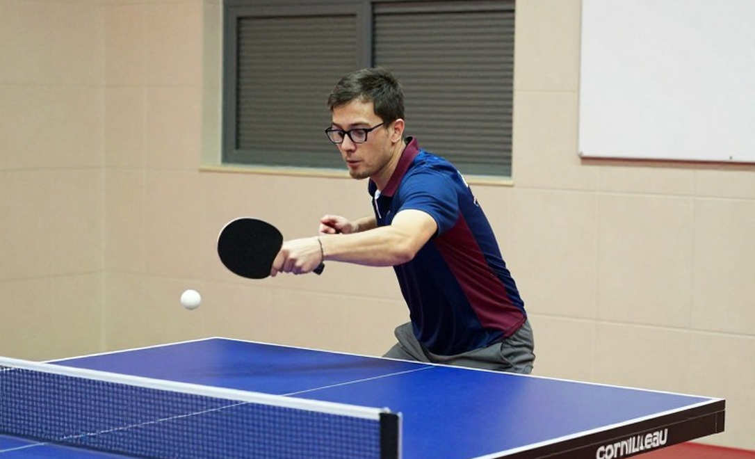 Braintree Table Tennis League: Rayne A trở lại, Netts A mất điểm tựa và bài toán đầu gối của Peter Hayden