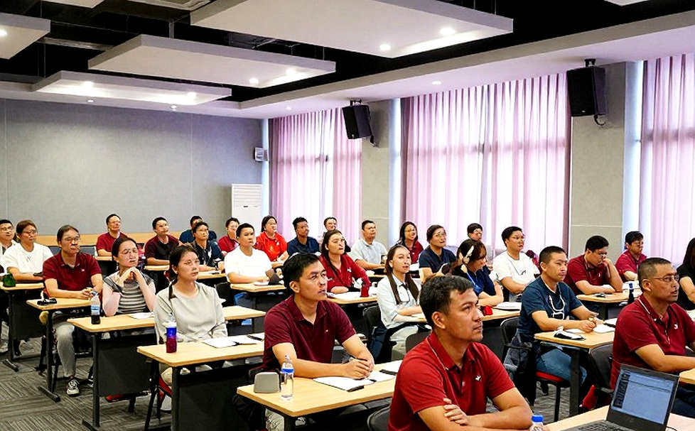 Sindhu và bài kiểm tra 0-10: Khi dữ liệu phủ nhận cảm xúc
