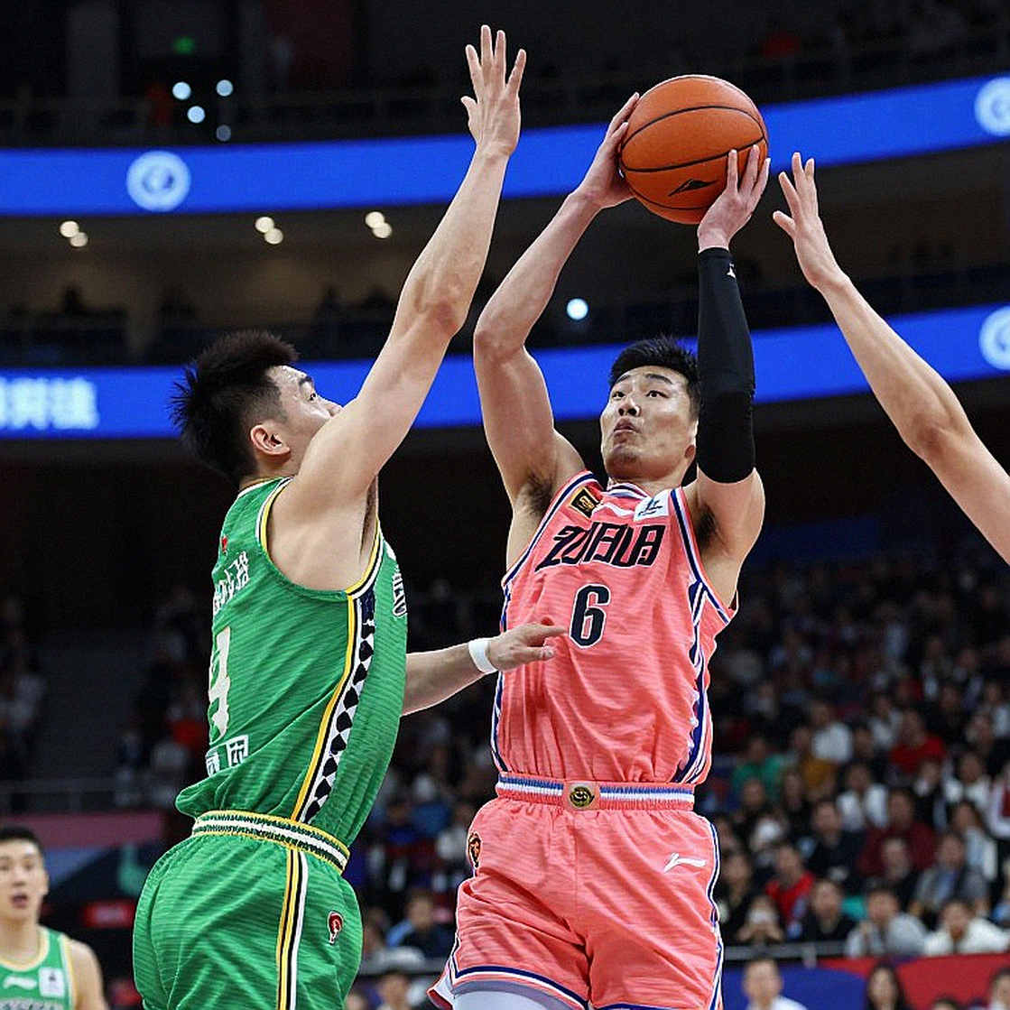 Itoudis Calls for Euroleague Expansion to 30 Teams: A Vision of Conferences and Playoffs or an Approaching Commercial Revolution? Itoudis Calls for Euroleague Expansion to 30 Teams: A Vision of Conferences and Playoffs or an Approaching Commercial Revolution?